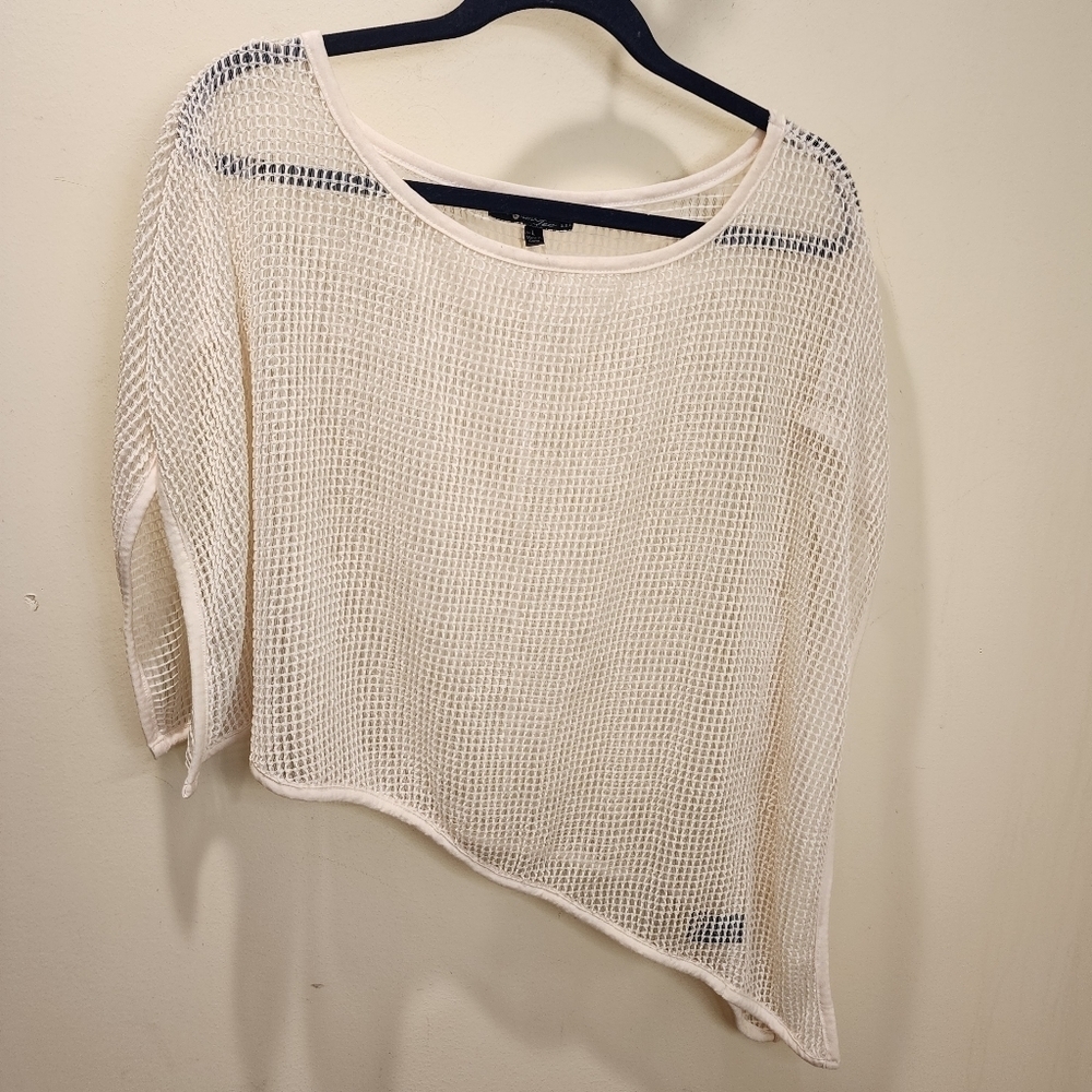 Um Gee Ivory Fishnet High Low boho top size L